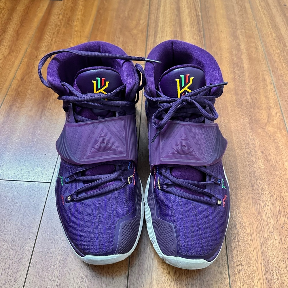 KYRIE 6 ENLIGHTMENT